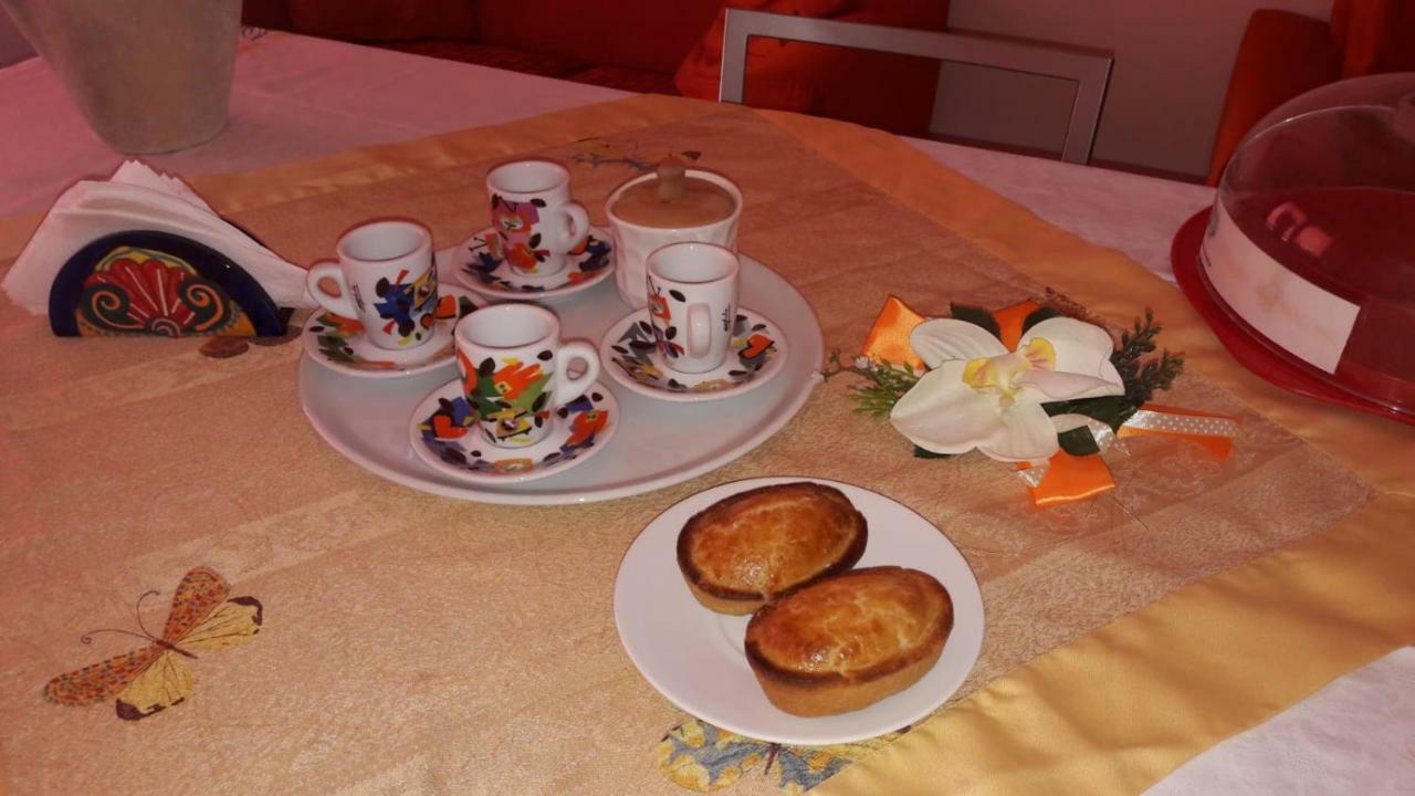 B&B Giovanna Gms ポルト・チェザーレオ エクステリア 写真